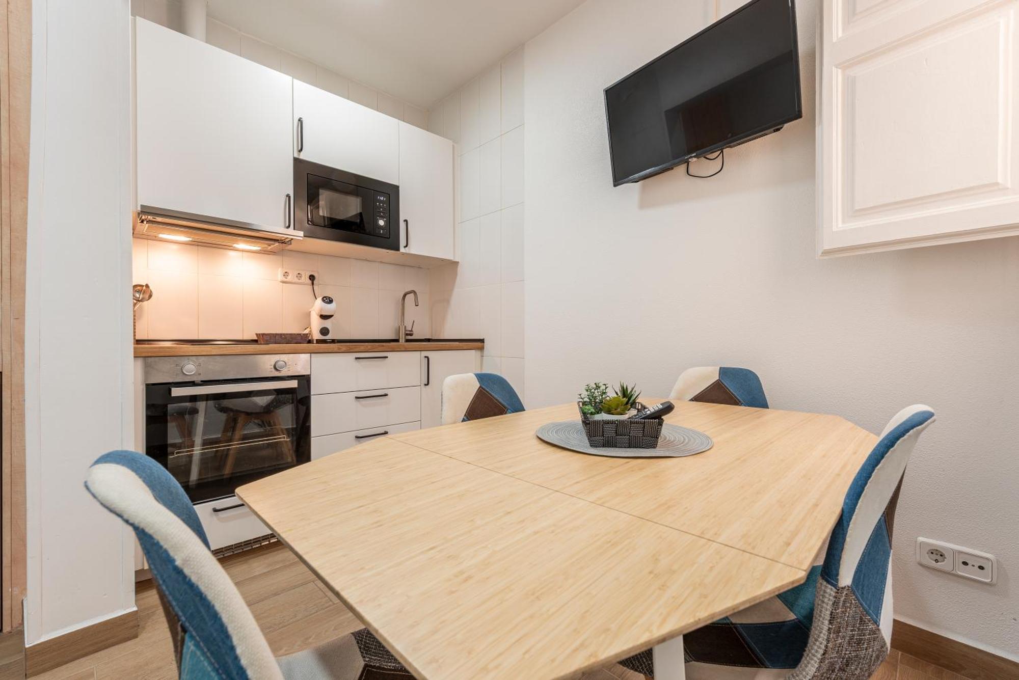Apartaments Via de l'Imperi Romà Tarragona Exterior foto